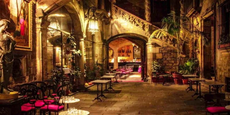 Barcelona: Tapas and Wine with Flamenco Show in the Old Town - The flamenco show at Palau Dalmases: intimate, close, and stage-first