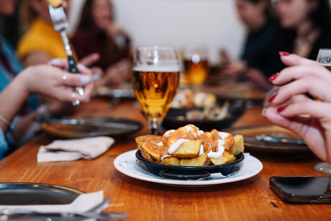 Barcelona Tapas Food Walking Tour with Wine in El Born - Key things to know before you go