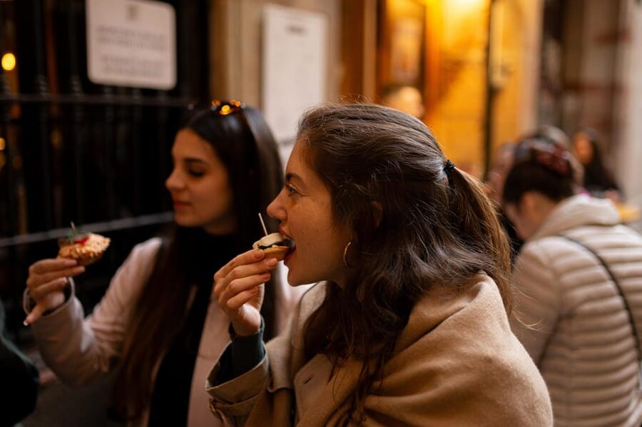 Barcelona: Tapas Tour with Food Tastings and Drinks - The El Born walk: where Catalan culture shows up in the streets