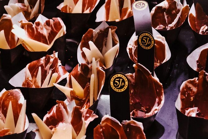 Barcelona Tapas Walking Tour: Food, Wine & History - Why Barcelona’s Gothic Quarter is the right place for tapas