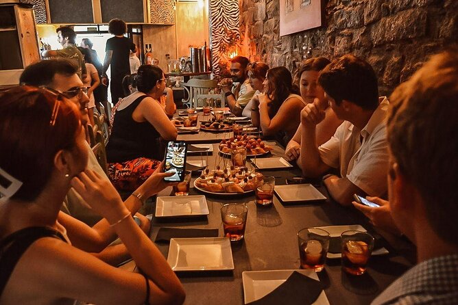Barcelona Tapas Walking Tour: Food, Wine & History - Wine, sangria, vermouth, and cava: how to taste without getting lost