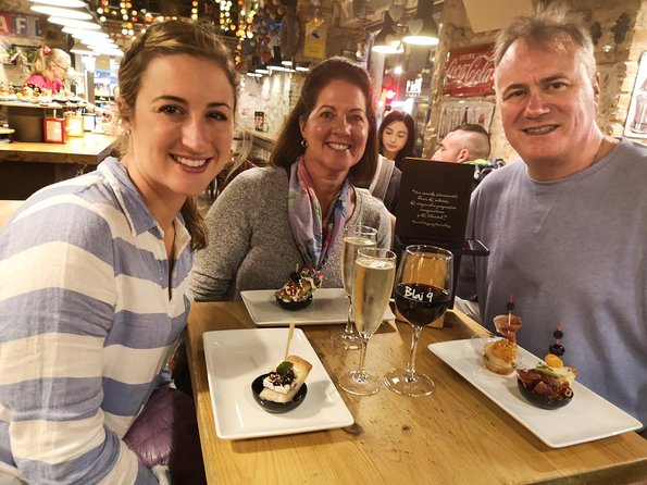 Barcelona Tapas & Wine Private Tour in Traditional Taverns - Carrer de Montcada bistro: beef tapa with red wine and an owner-run feel