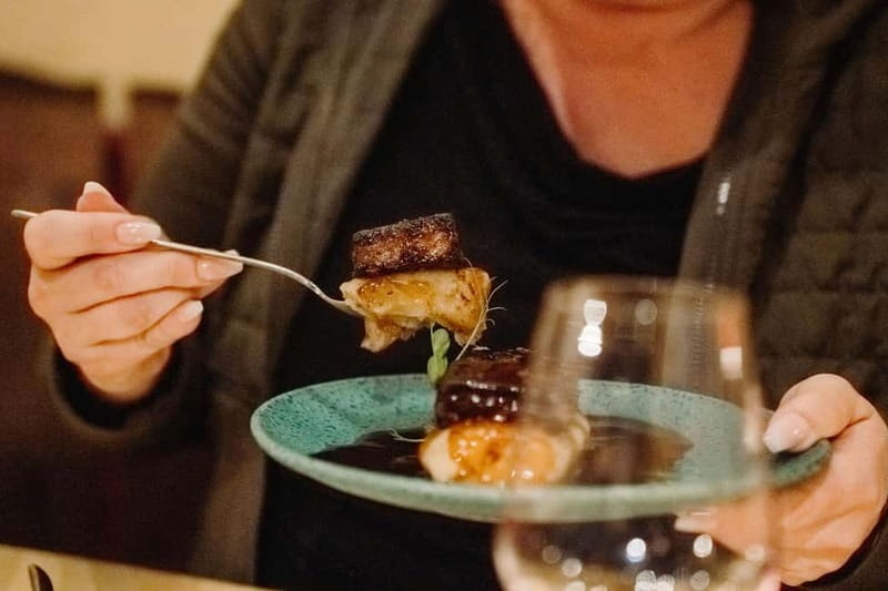 Barcelona: Tapas & Wine Tour in Born & Gothic Quarter - The 3-Hour Reality Check: Pace, Group Size, and What You Get