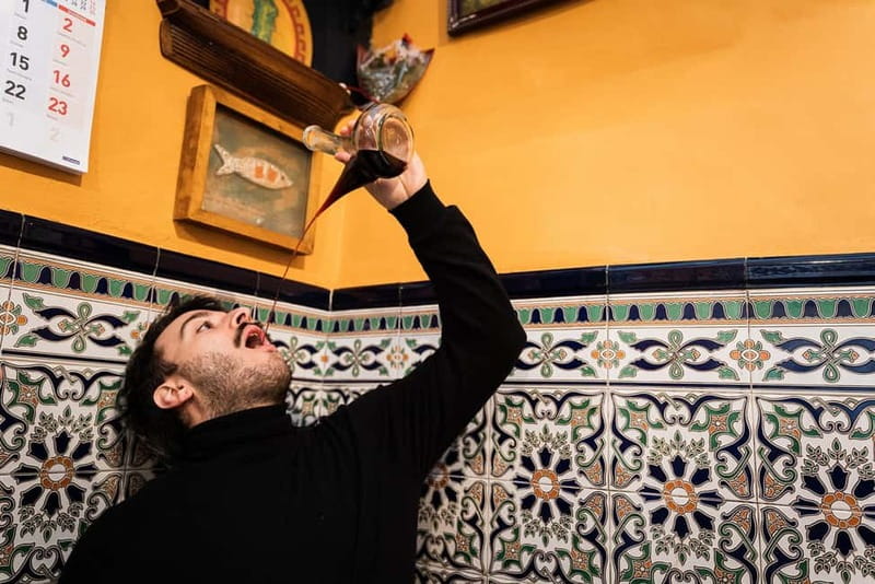 Barcelona: The Ultimate Local Tapas & Drinks Food Tour - Starting near Jaume I and getting oriented in Plaça de l’Angel