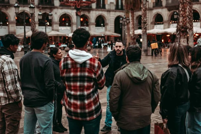 Barcelona: Tipsy Tapas & History Tour in the Gothic Quarter - Key points before you go