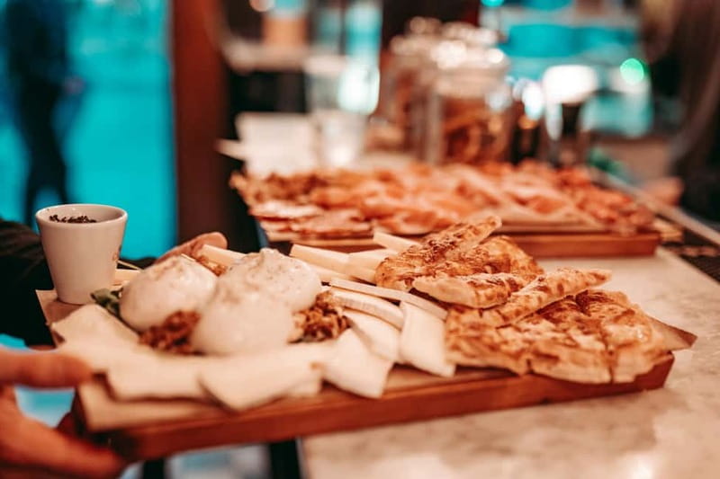 Barcelona: Tipsy Tapas & History Tour in the Gothic Quarter - Price and value: why $78 can make sense for Barcelona