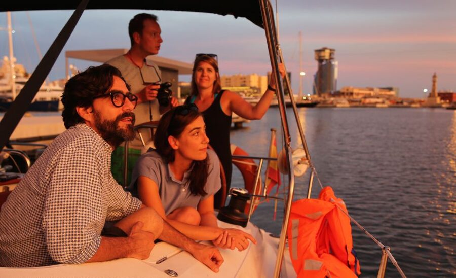 Barcelona: Unique Sunset Sailing Tour with Tapas & Open Bar - Port Olímpic check-in: getting on board without stress