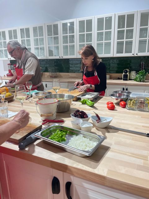 Bilbao: Basque Pintxos and Tapas Cooking Class - Who This Pintxos Class Is Best For