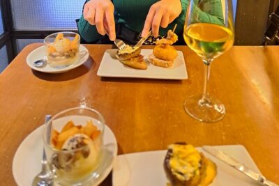Bilbao Food Tour: Pintxos, Drinks, and Tapas with a Local - Stop 1: San Nicolás Area and the Intro to Bilbao’s Food Rhythm