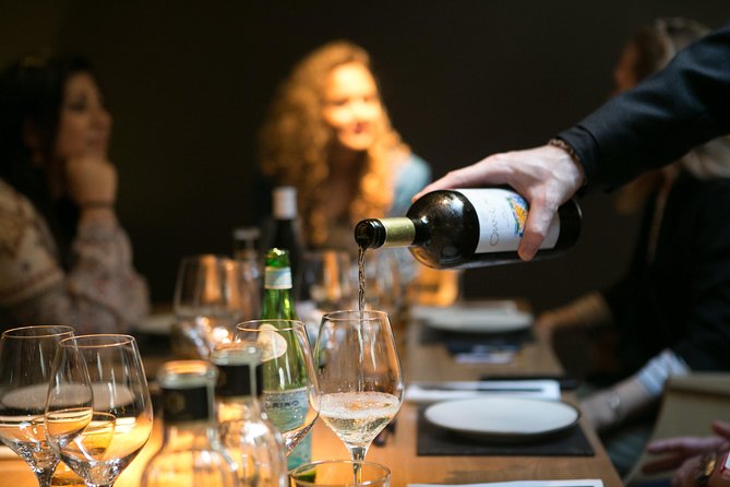 Born to Eat: Gourmet Tapas & Wine Small Group Tour in Old Barcelona - What you’ll actually eat and drink (and how to handle it)