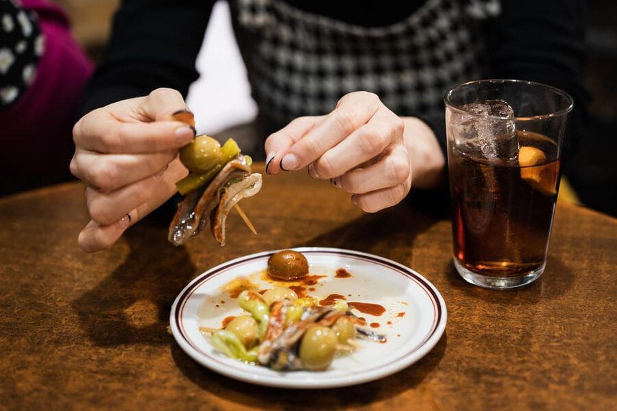 Cadiz Food Tour with Tapas & Drinks with a Local - Walking Cádiz Like You’re Meant to Eat