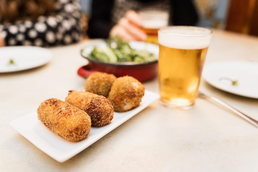 Cadiz Food Tour with Tapas & Drinks with a Local - The 3.5 Hours: 4+ Stops, One Serving Each