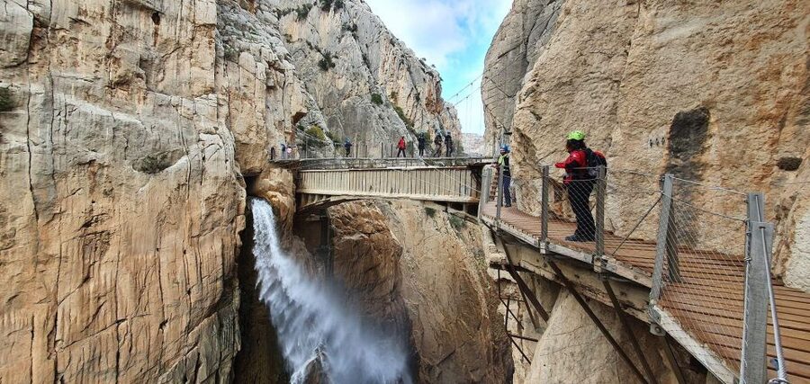 Caminito del Rey & White Village Tour with Tapas from Málaga - When This Tour Might Not Fit You