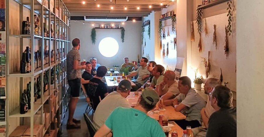 Craft Beer Tour and Tapas in Ruzafa - Valencia - Stop 1 at La Boutique de la Cerveza: Set the Stage in Ruzafa