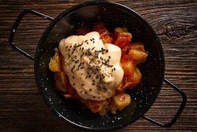 Culinary tour "Tapas & Wines" in Madrid - From Museo de Historia de Madrid to your first tasting