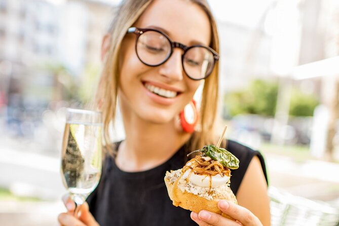 Culinary tour "Tapas & Wines" in Madrid - Why Mediterranean cuisine shows up in every bite
