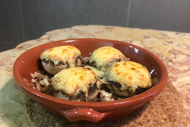 DINNER OR TAPAS in a Poruguese Home - Who This Is Best For (and when it might not fit)