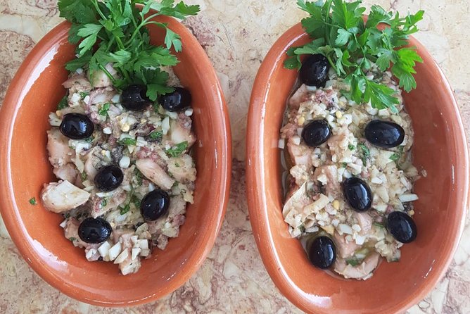 DINNER OR TAPAS in a Poruguese Home - Should You Book This Portuguese Home Dinner in Cascais?