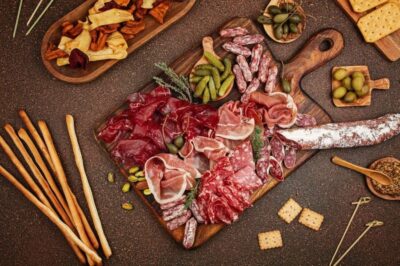 Discover the best "Wines and Tapas in Madrid". - Meeting at Calle Mayor 84 and Getting Your Bearings Fast