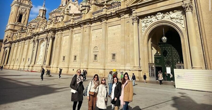 Discover Zaragoza: Complete tour + wine and tapas - Bullring stop: history you can read in one glance
