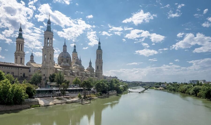 Discover Zaragoza: Complete tour + wine and tapas - Basilica-Cathedral of Our Lady of the Pillar and the tower elevator