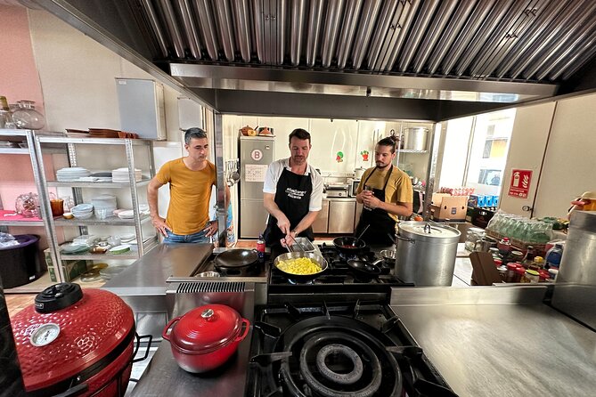 Evening Spanish Tapas Cooking Class with Live Guitar Music - Key highlights before you go