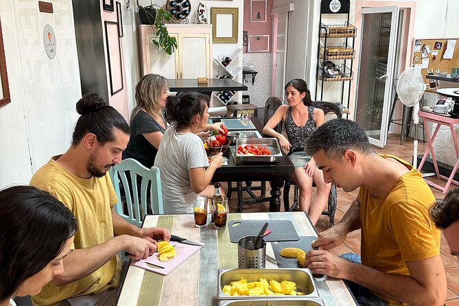 Evening Spanish Tapas Cooking Class with Live Guitar Music - Entering The Alicante Evening: timing, place, and vibe
