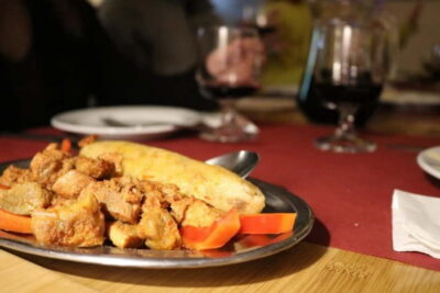 Food Tour: Portuguese wine & Tapas with Ginjinha Tasting - Praça Luís de Camões meeting point and how the night starts