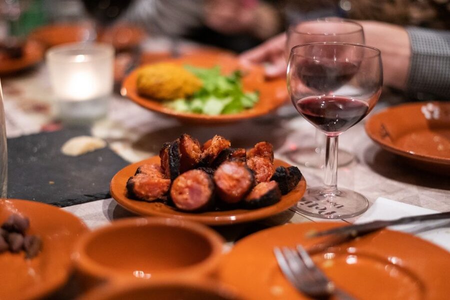 Food Tour: Portuguese wine & Tapas with Ginjinha Tasting - Restaurant stops 2 and 3: two 30-minute wine-and-food rounds