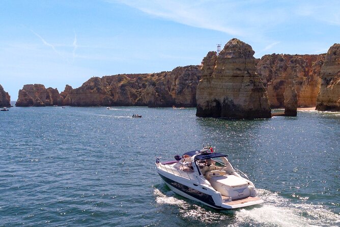 Full day private yacht from lagos with drinks, tapas, paddle boards and kayak - What’s included on board: drinks, snacks, and Bluetooth music