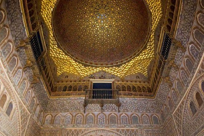 Full Day Seville Tour with tickets (optional Tapas & Flamenco) - Santa Cruz neighborhood: the romantic maze with real context