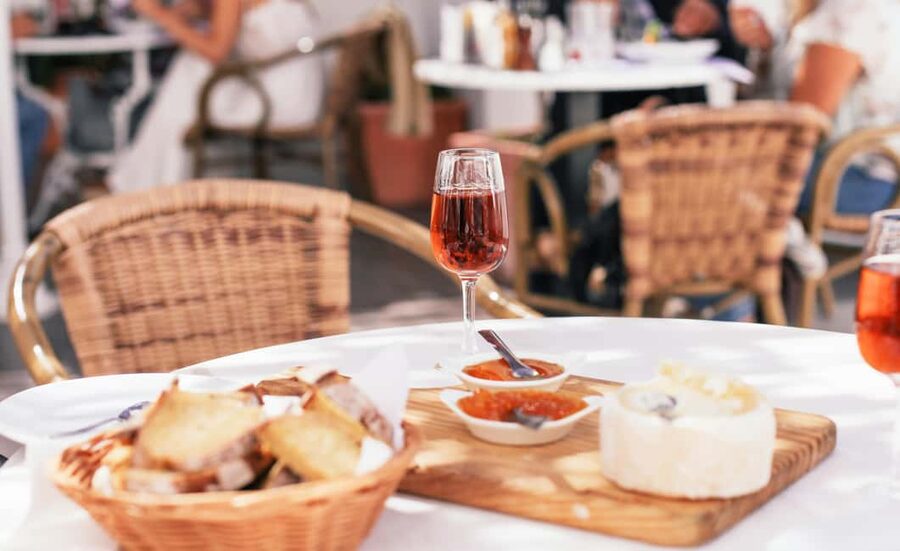 Funchal: Gourmet Tapas Food Tour - Starting in Funchal’s Old Town: How the Self-Guided Route Works