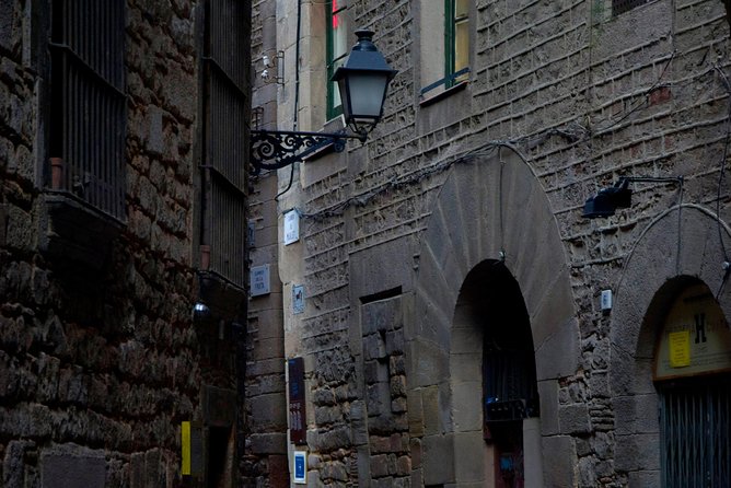 Gothic Quarter Insights & Tapas Experience - Why this Gothic Quarter + tapas-style walk fits real travel days