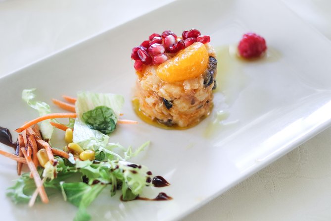 Granada Flamenco & Tapas Tour - Small group size (up to 10): why that matters more than it sounds