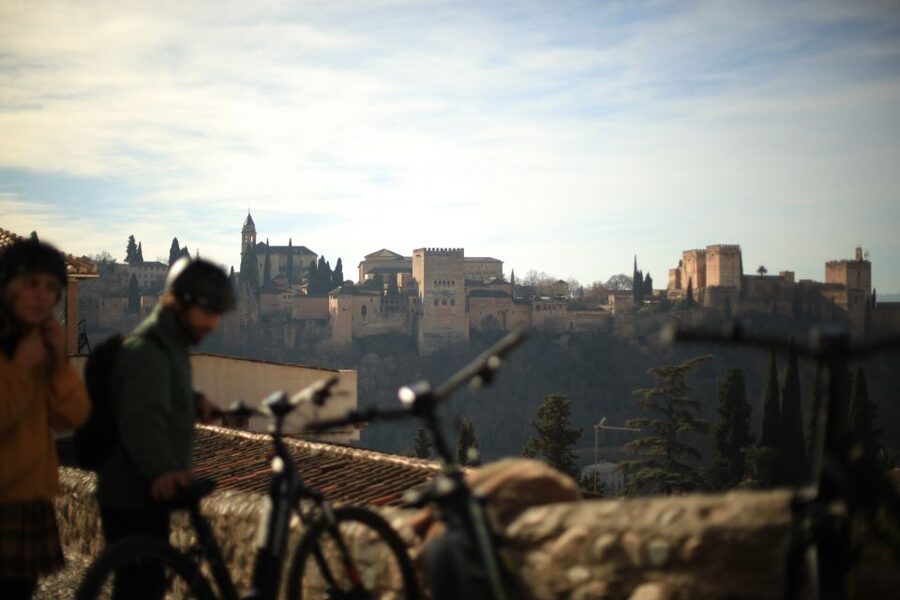 Granada: Highlights & Viewpoints eBike Tour with Tapas Break - Riding Through Albayzín Streets and Carmen Gardens