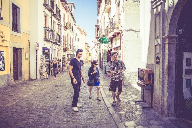 Granada Private Tapas & Walking Tour - Plaza del Carmen finale: one last tapa and wine to finish strong