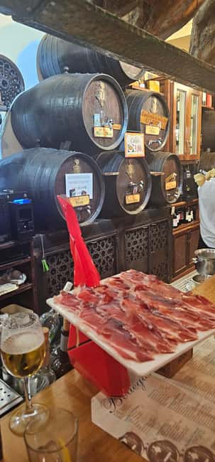 Granada: Spanish Tapas Tour with Local Guide. All included. - Tips to Make Your Night Smoother