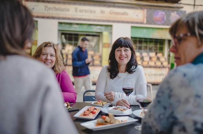 Granada Tapas and wine tour! - Three bar stops: how the evening unfolds