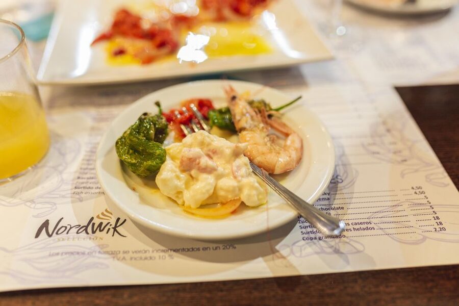 Granada: Tapas Crawl - Price and Value: What $86 Buys in a Tapas-First City