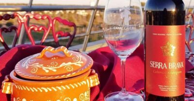Herdade Canal Caveira - Winery Visit 4 Wines & Tapas - Entering the modern tasting space and estate tour flow