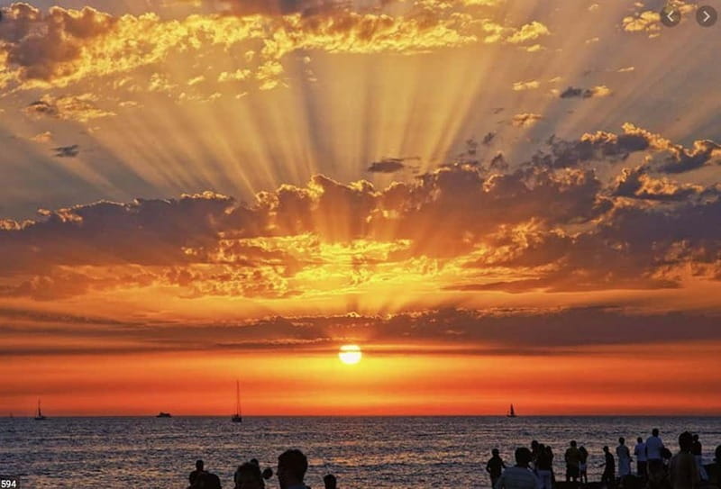 Ibiza’s Sunset Strip Tipsy Tapas Tour - Stop-by-Stop: Four Venues Along the Sunset Strip