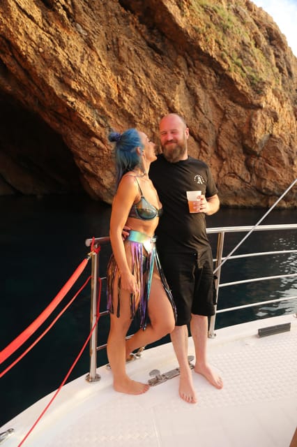 Ibiza: Scenic Cruise with Tapas and Drinks - From the Port of San Antonio to Ibiza’s turquoise edge