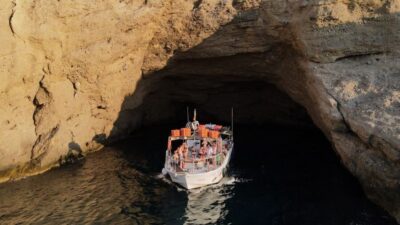 Ibiza: Scenic Cruise with Tapas and Drinks - Cala Bassa, Cala Conta, and the north coves: how the route actually plays