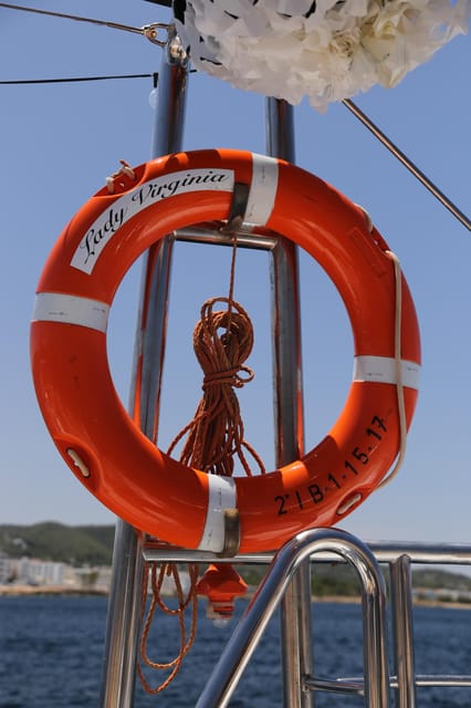 Ibiza: Scenic Sunset Cruise with Tapas and Drinks - Snorkelling and paddle surf, with a real relaxation backup plan