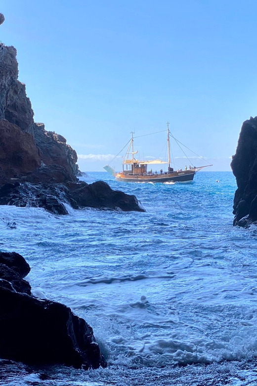 La Palma: 4-Hour Coastline Cruise with Tapas and Barbecue - The swim stop: private water time, snorkel gear, and nets over the sea
