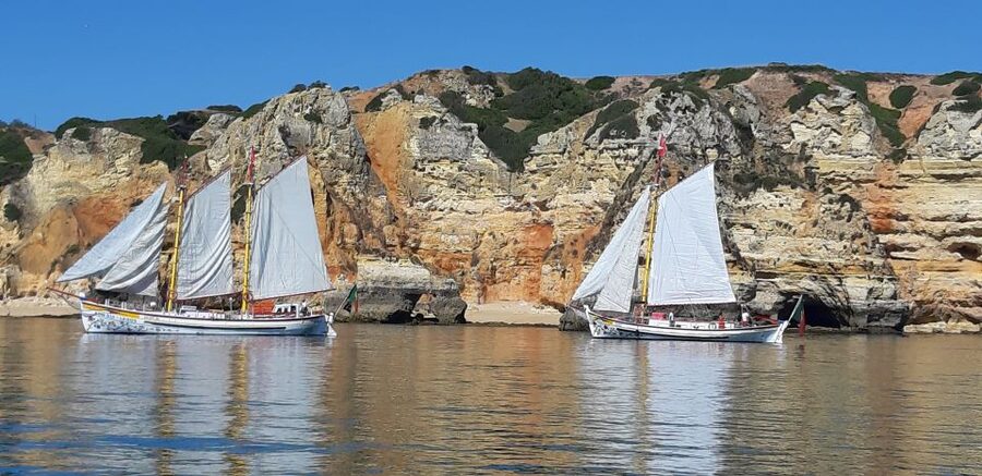 Lagos: Ponta Piedade Sail & Caves Cruise w/Portuguese Tapas - The coastal sail in the Bay of Lagos: your first big payoff