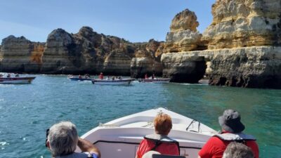 Lagos: Ponta Piedade Sail & Caves Cruise w/Portuguese Tapas - Getting on board at Marina de Lagos: what the start feels like