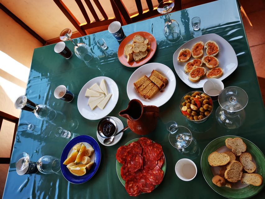 Las Palmas: 100% Local Tapas & Beach views - Quick hits: what makes this Las Palmas tapas experience worth your time