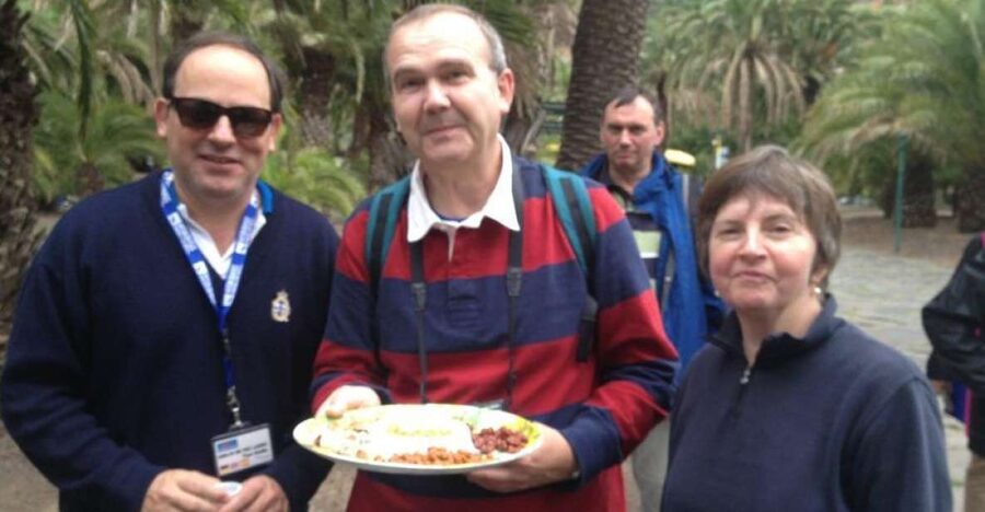 Las Palmas: Private Old City Guided Walking Tour with Tapas - Meeting at San Telmo: your easiest starting-point win