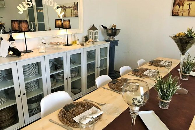 Learn The Art Of Spanish Tapas With a Local Chef in Barcelona - Timing and Location: Starting at 3:00 pm and Finishing Easy